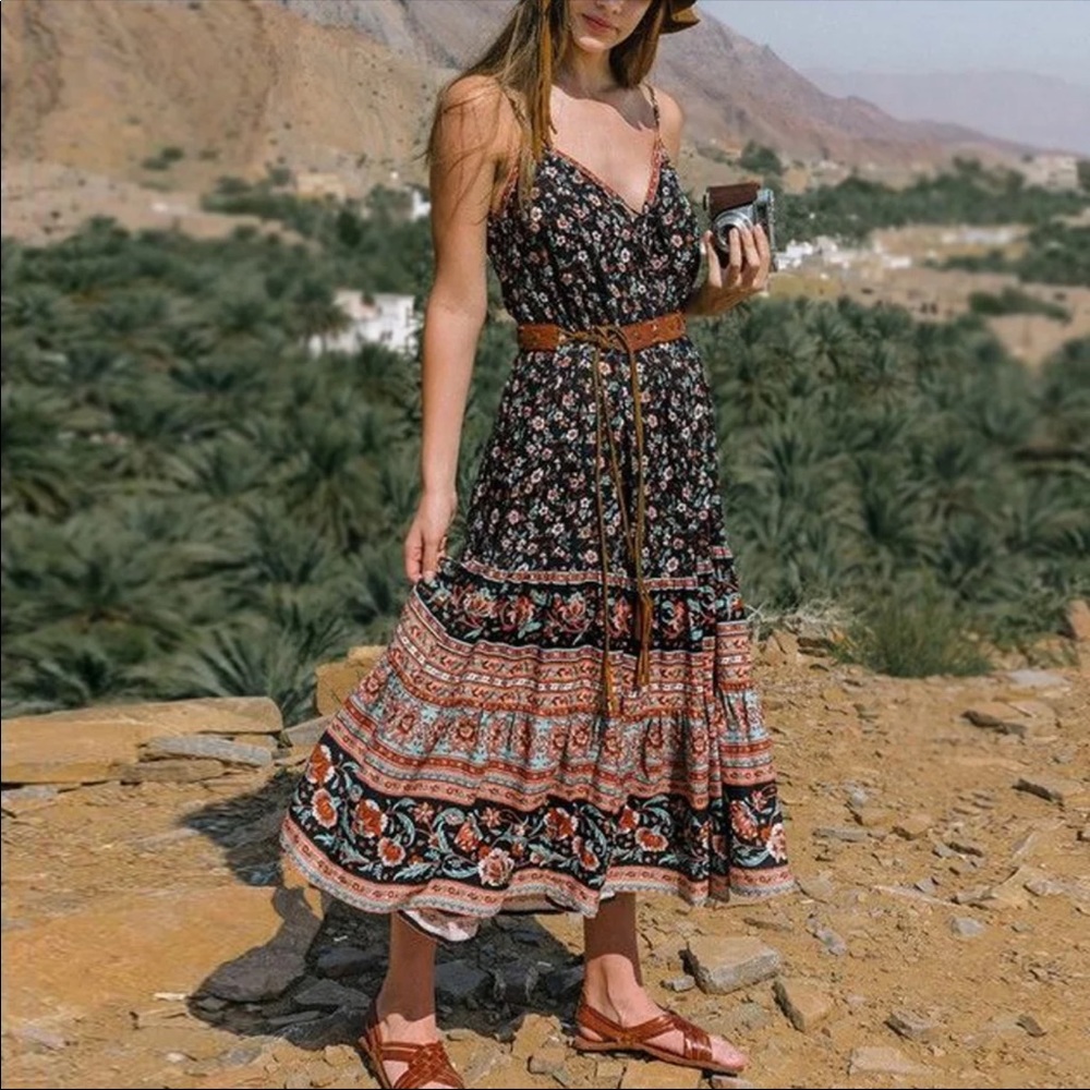 Boho Floral Gypsy Print Cami Maxi Dress Black - Picture 1 of 16